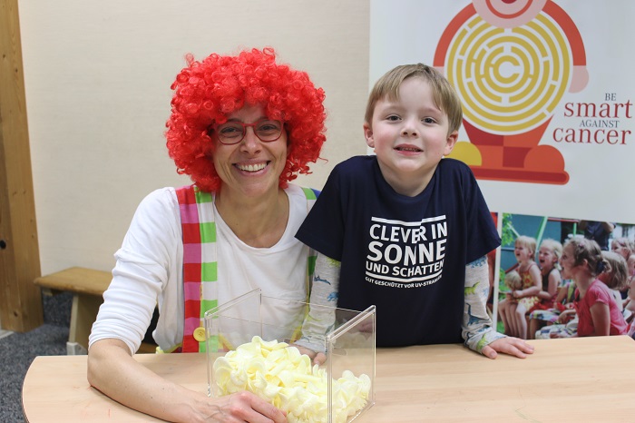 SonnenschutzClown Zitzewitz bei der Verlosung 2019